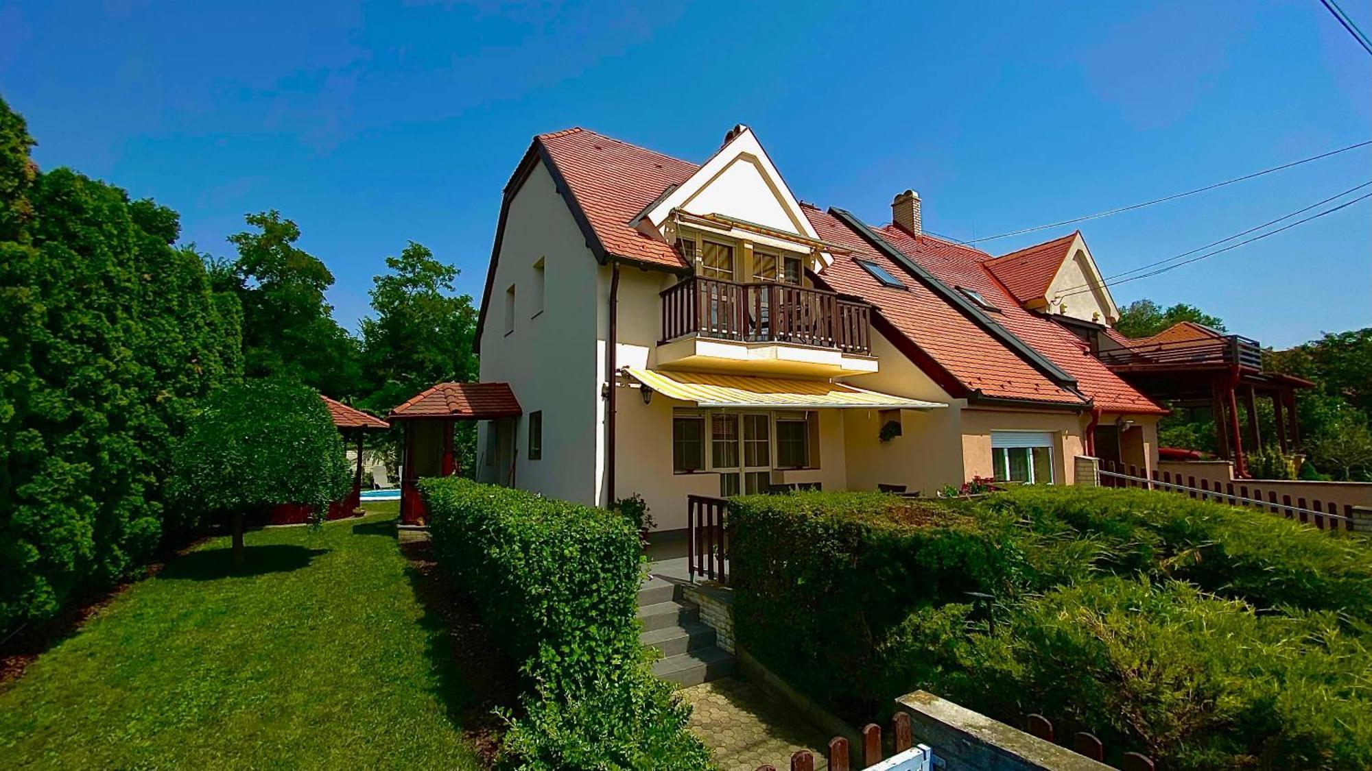 Szepkilatas Vendeghaz Villa Balatonfuzfo Luaran gambar