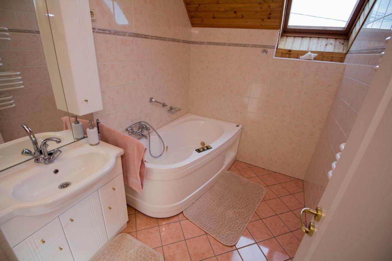 Szepkilatas Vendeghaz Villa Balatonfuzfo Luaran gambar